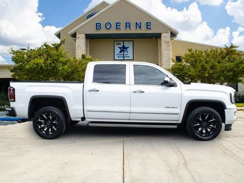 Used 2018 GMC Sierra 1500 Denali w/ Denali Ultimate Package AWD/4WD image 7