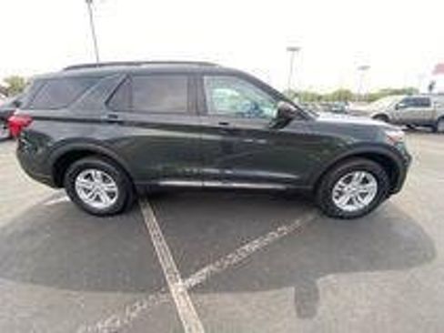 Certified 2023 Ford Explorer XLT w/ Equipment Group 202A AWD/4WD image 13