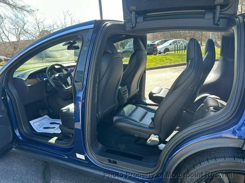 Used 2021 Tesla Model X Long Range image 17