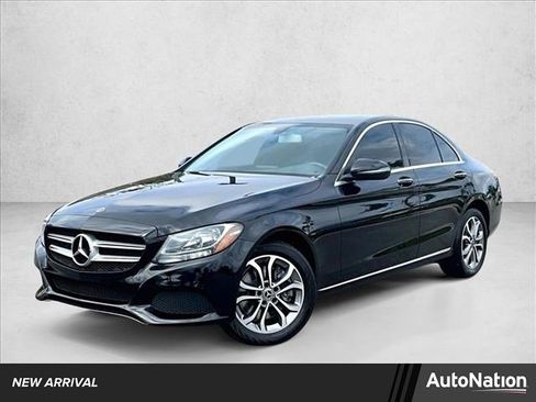 Used 2018 Mercedes-Benz C 300 4MATIC Sedan image 1