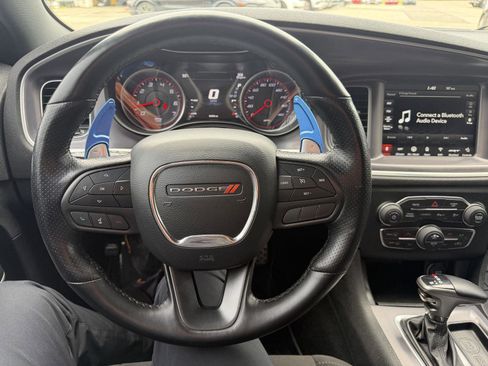 Used 2020 Dodge Charger Scat Pack RWD image 10
