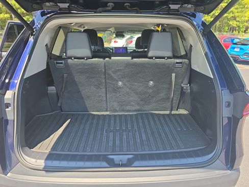 Used 2024 Toyota Grand Highlander FWD image 12