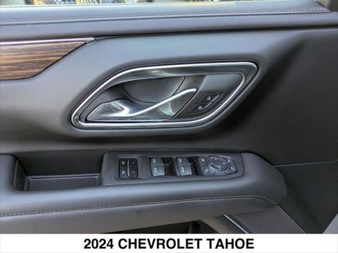 Used 2024 Chevrolet Tahoe High Country image 11