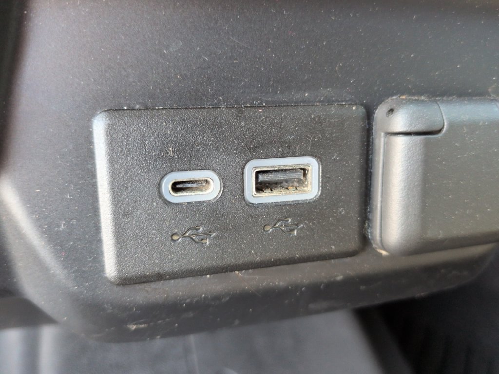 Used 2020 Chevrolet Silverado 1500 RST AWD/4WD image 20
