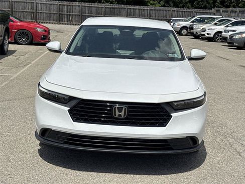 Used 2023 Honda Accord LX image 8