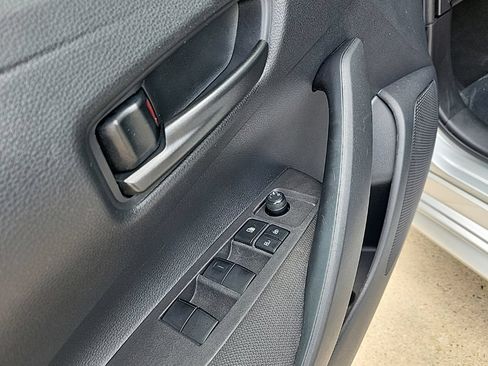 Used 2024 Toyota Corolla LE FWD image 28