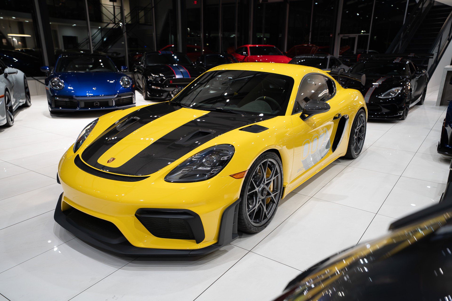 Used 2024 Porsche 718 Cayman GT4 RS RWD image 30