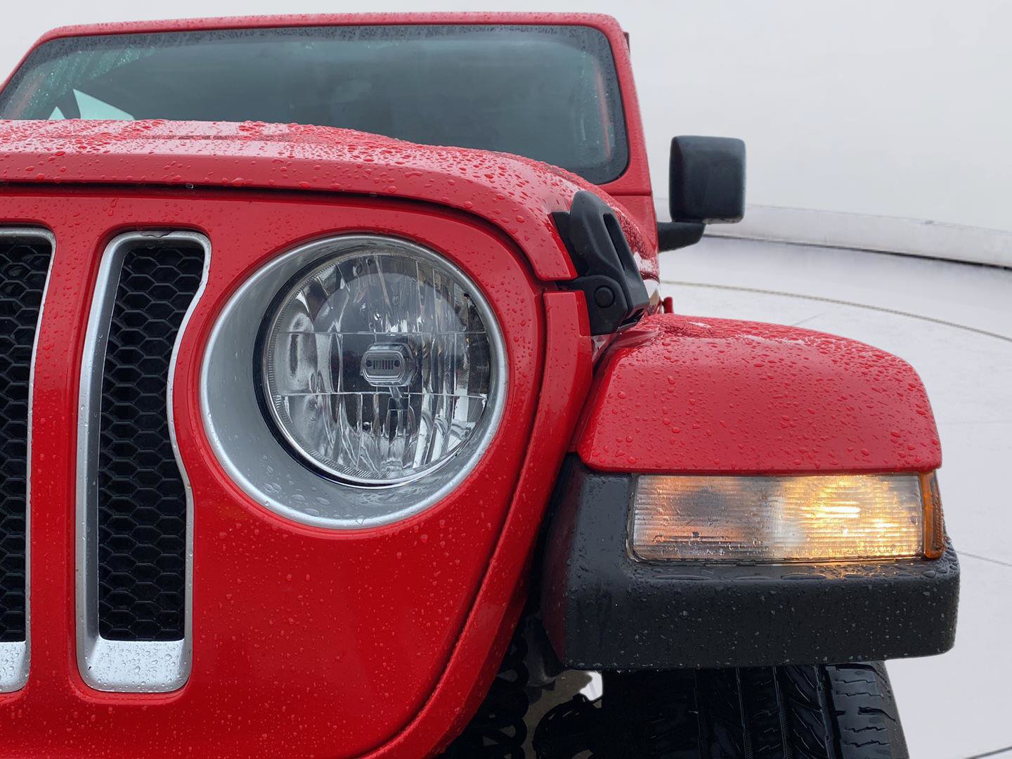 Used 2022 Jeep Wrangler Unlimited Sahara w/ Cold Weather Group AWD/4WD image 9