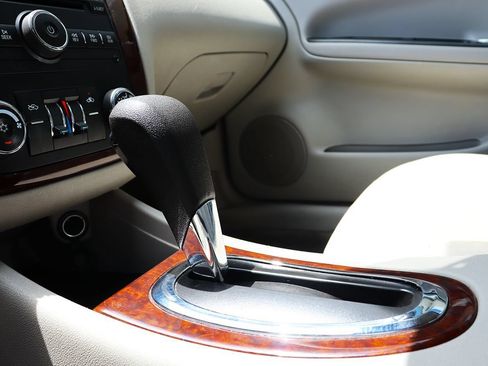 Used 2011 Chevrolet Impala LT FWD image 49