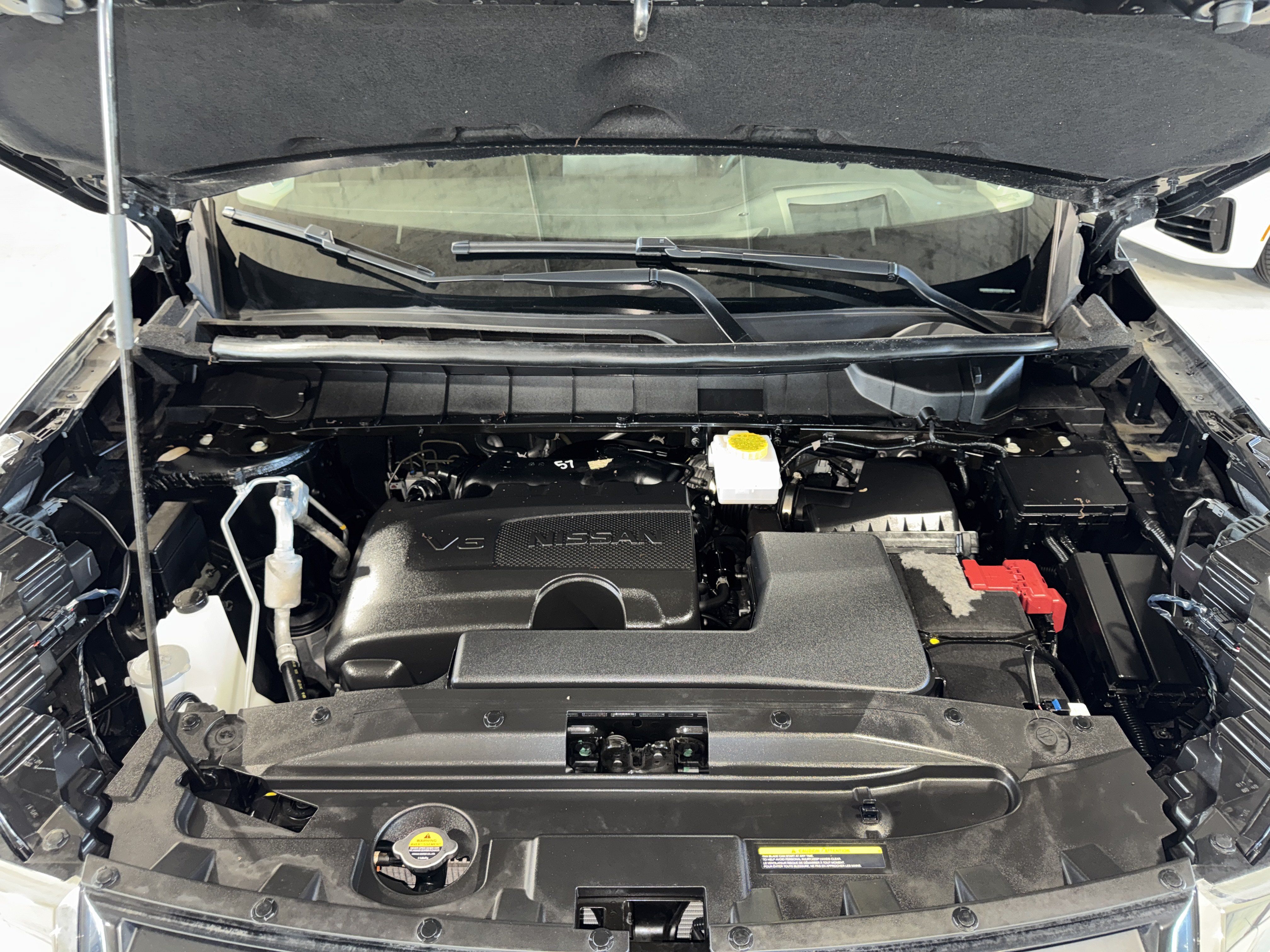 Used 2024 Nissan Pathfinder Platinum FWD image 37