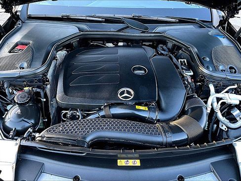 Used 2021 Mercedes-Benz E 350 Sedan w/ Premium Package image 9