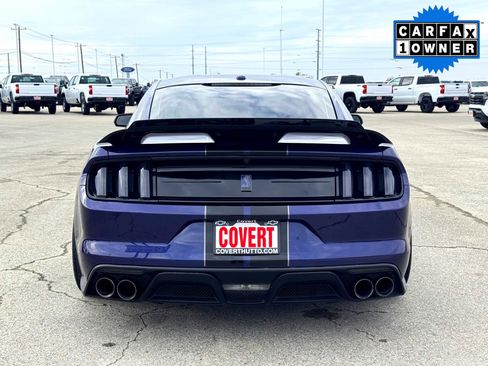 Used 2019 Ford Mustang Shelby GT350 w/ Technology Package image 11