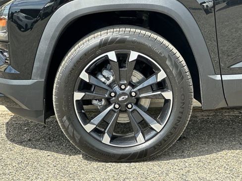 New 2026 Chevrolet Equinox RS w/ Convenience Package III FWD image 26