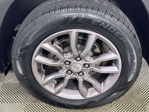 Used 2024 GMC Terrain SLT AWD/4WD image 34