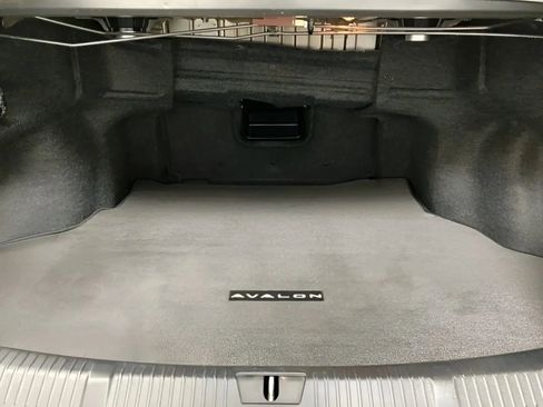 Used 2016 Toyota Avalon Limited w/ Protection Package FWD image 12