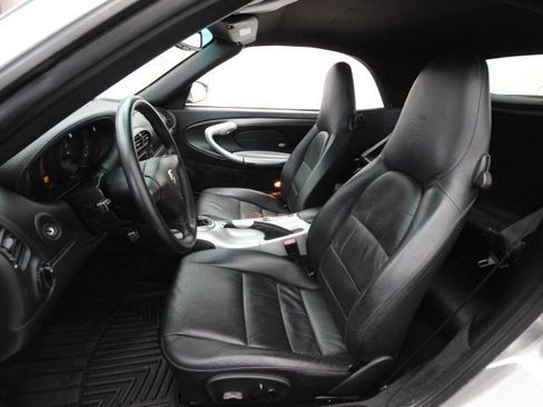 Used 2004 Porsche 911 Carrera 4S image 14