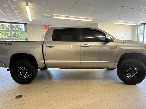Used 2017 Toyota Tundra Limited w/ Limited Premium Package AWD/4WD image 3