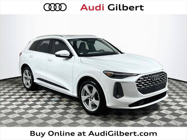 Certified 2025 Audi Q5 Prestige AWD/4WD image 1