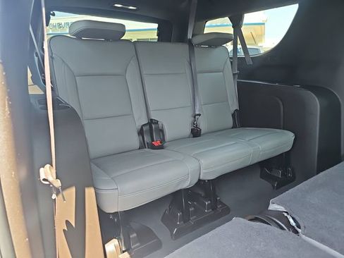Certified 2024 GMC Yukon XL SLT AWD/4WD image 20