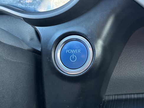 Used 2024 Toyota Sienna XSE AWD/4WD image 19