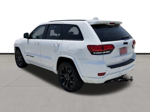 Used 2021 Jeep Grand Cherokee Laredo X RWD image 7