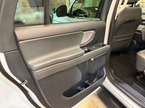 Used 2025 Ford Expedition Max Active image 15