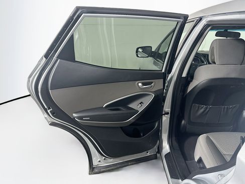 Used 2018 Hyundai Santa Fe Sport image 25