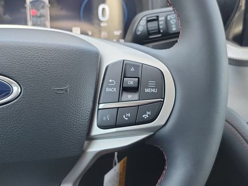 New 2026 Ford Explorer Active w/ Active Comfort Package RWD image 30