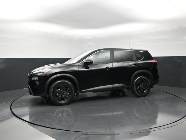 Certified 2026 Nissan Rogue SV FWD image 3
