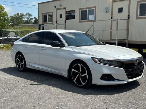 Used 2022 Honda Accord Sport Special Edition image 9