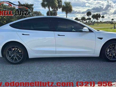 Used 2023 Tesla Model 3 Standard Range image 6