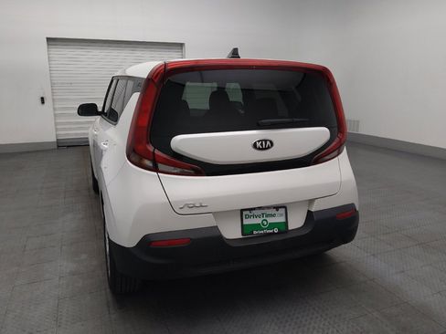 Used 2020 Kia Soul LX FWD image 6