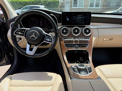 Used 2021 Mercedes-Benz C 300 4MATIC Sedan w/ Premium Package image 11
