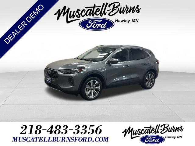 Used 2025 Ford Escape Platinum AWD/4WD image 1