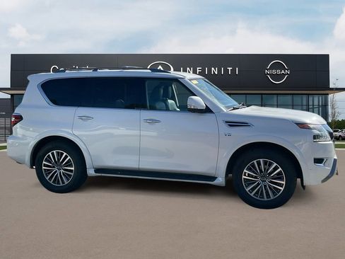 Used 2022 Nissan Armada SL image 4