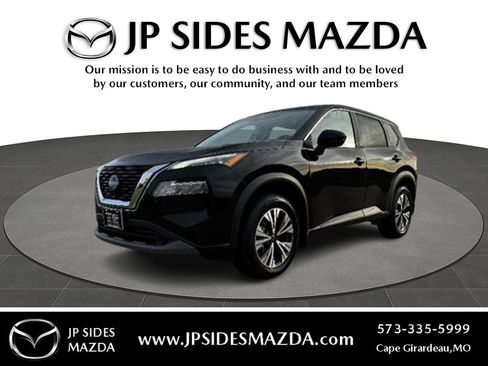 Used 2023 Nissan Rogue SV image 1