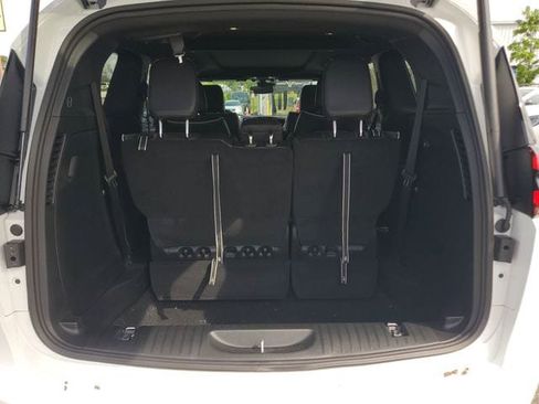 New 2026 Chrysler Pacifica Limited w/ S Appearance Package FWD image 10