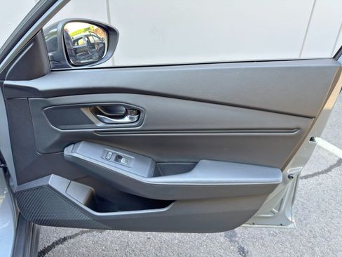 Used 2023 Honda Accord Sport image 40