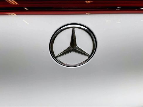 Used 2023 Mercedes-Benz EQS 580 4MATIC SUV image 31