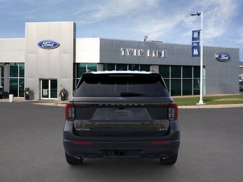 New 2025 Ford Explorer Active image 6