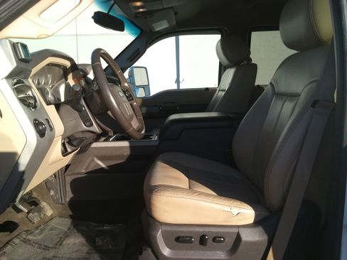 Used 2013 Ford F350 Lariat w/ Lariat Interior Pkg image 14