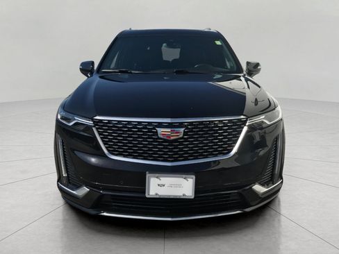Certified 2025 Cadillac XT6 Premium Luxury image 11