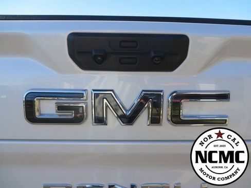 Used 2024 GMC Sierra 3500 Denali Ultimate image 14