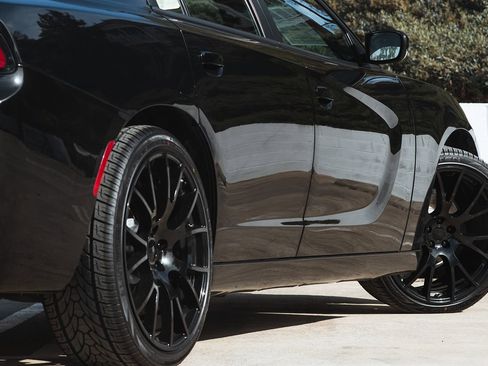 Used 2022 Dodge Charger SXT image 6