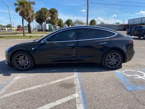 Used 2019 Tesla Model 3 image 6