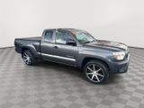 Used 2015 Toyota Tacoma 2WD Access Cab image 3