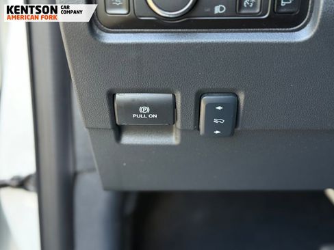 Used 2025 Ford F250 Platinum AWD/4WD image 24