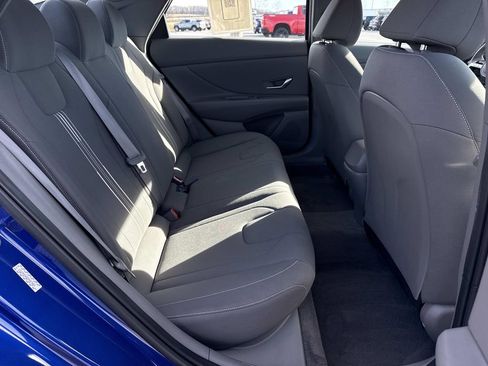 Used 2023 Hyundai Elantra SEL w/ Convenience Package FWD image 20