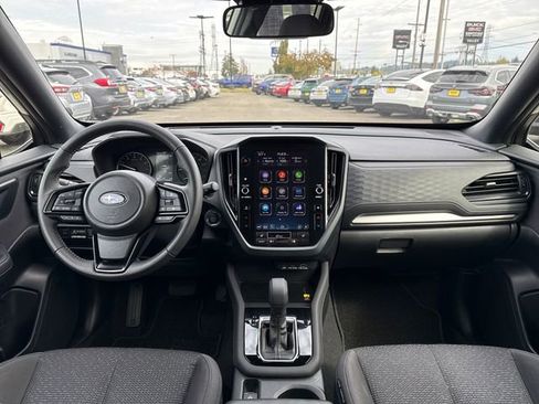 Used 2025 Subaru Forester Premium image 13