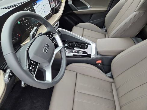 Used 2025 Audi Q5 Prestige AWD/4WD image 17